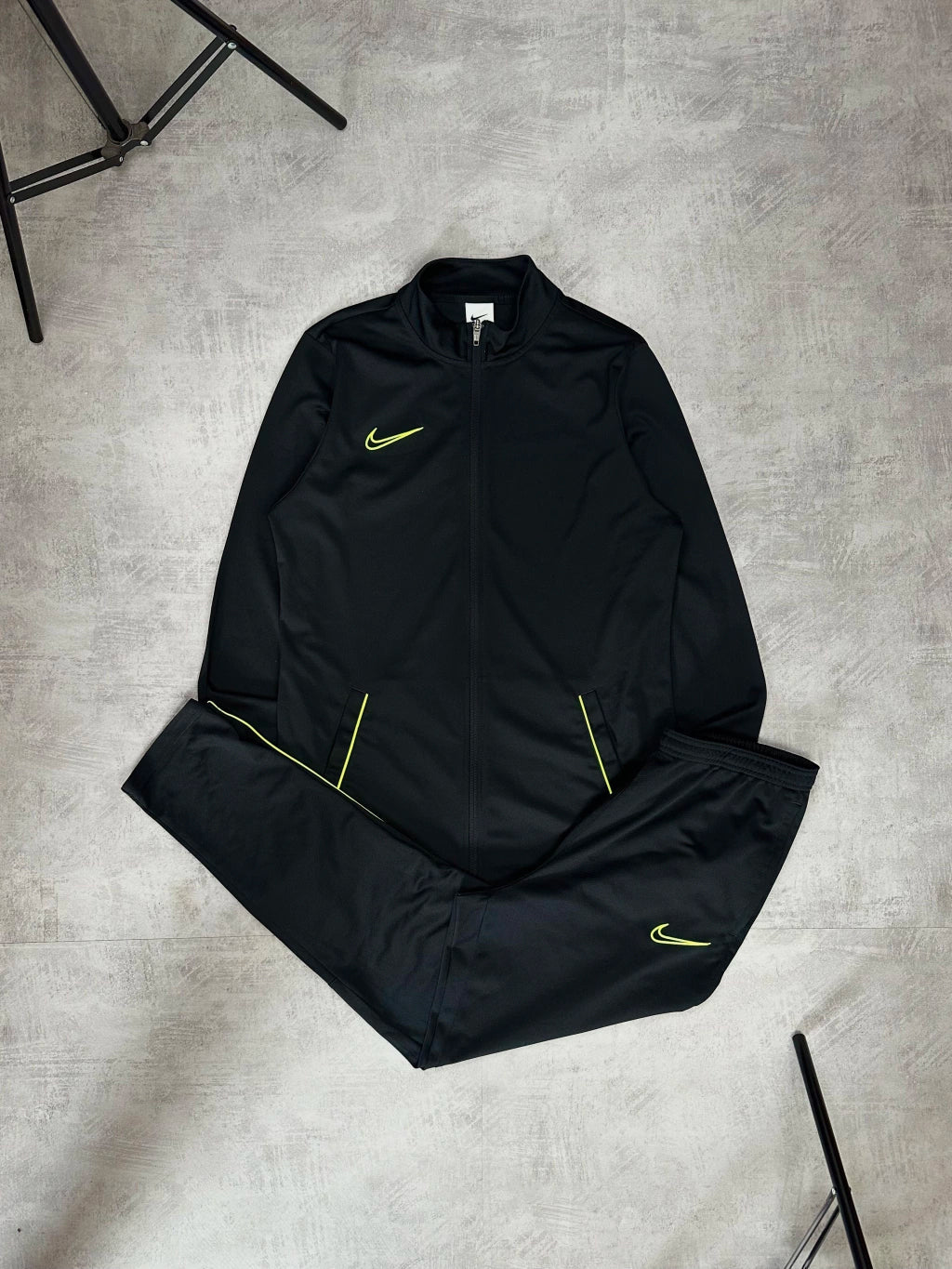 Conjunto NK Dri-Fit 2021 (Preto e Verde)