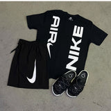 Kit NK 1 Camisas, 1 Shorts e Chinelo Air