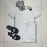 Kit Completo NK Academy 2025 com Chinelo Victori One