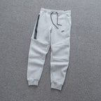 Conjunto NK Tech Fleece Cinza