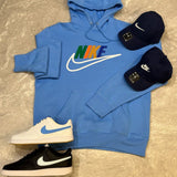 Kit NK com 1 Moletom, 2 Bonés e 2 Tênis