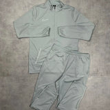 Conjunto NK Dri-Fit 2021 (Cinza e Branco)