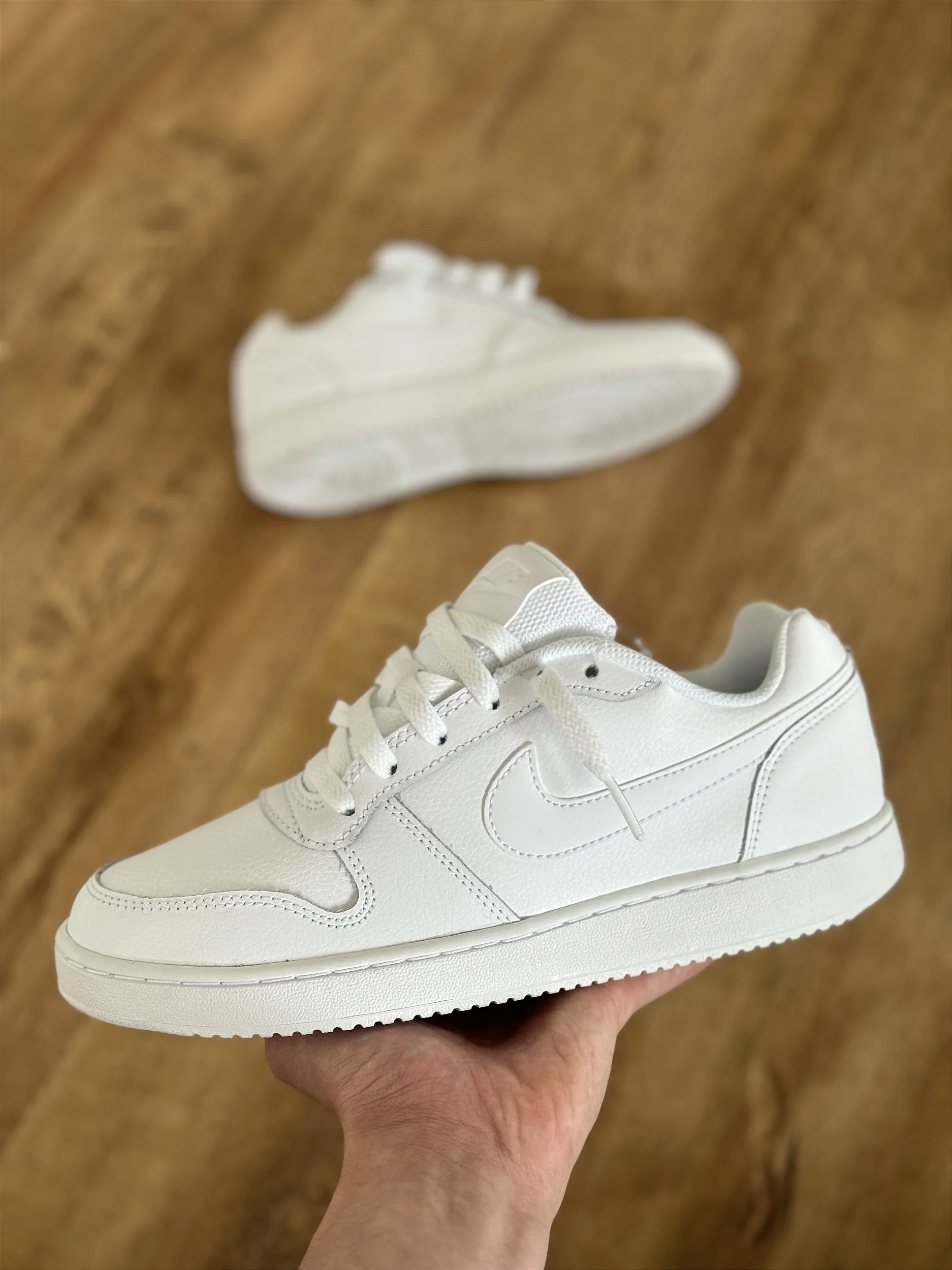 NIKE EBERNON LOW (white/white)