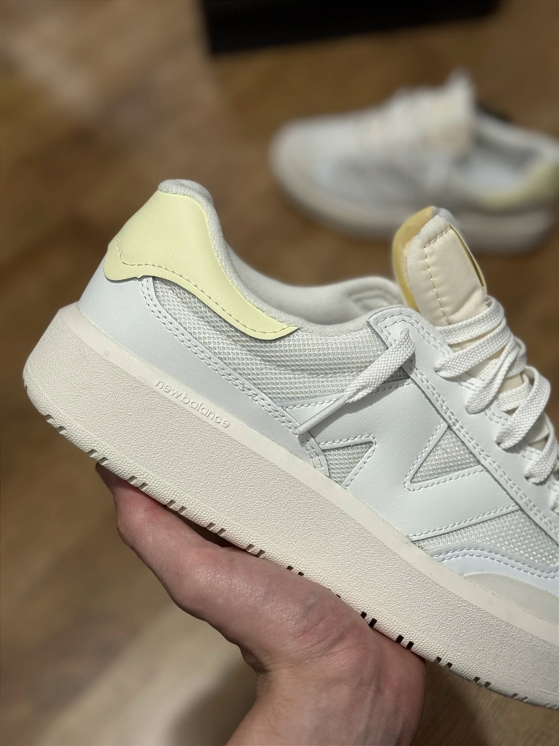 NEW BALANCE CT302 (white/down glow)