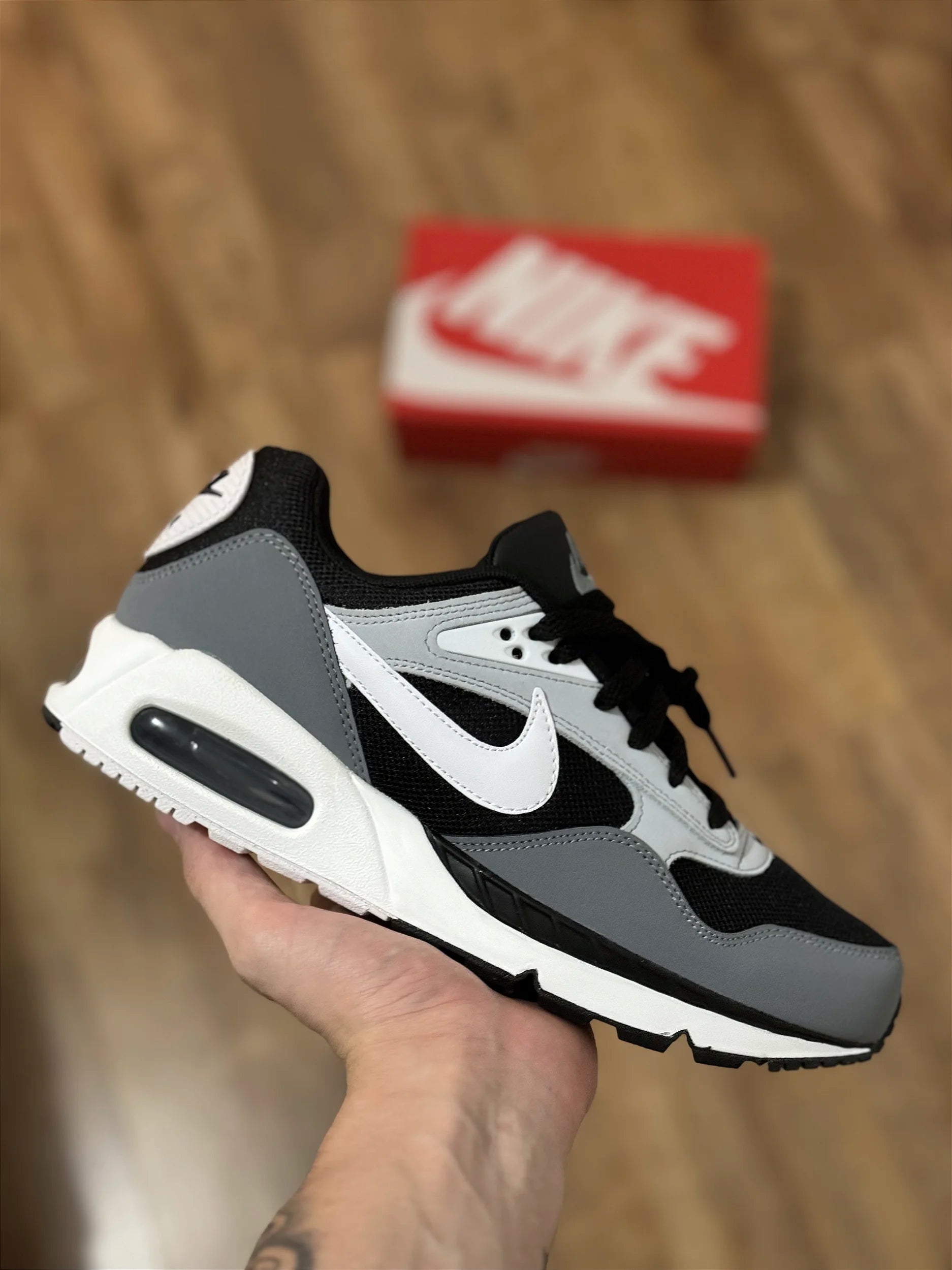 NIKE AIR MAX CORRELATE (black/white/grey)