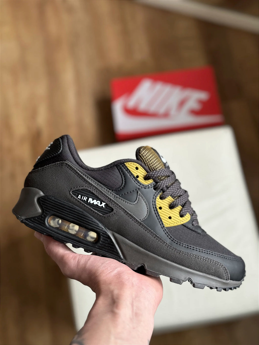 NIKE AIR MAX 90 (Black Medium Ash)