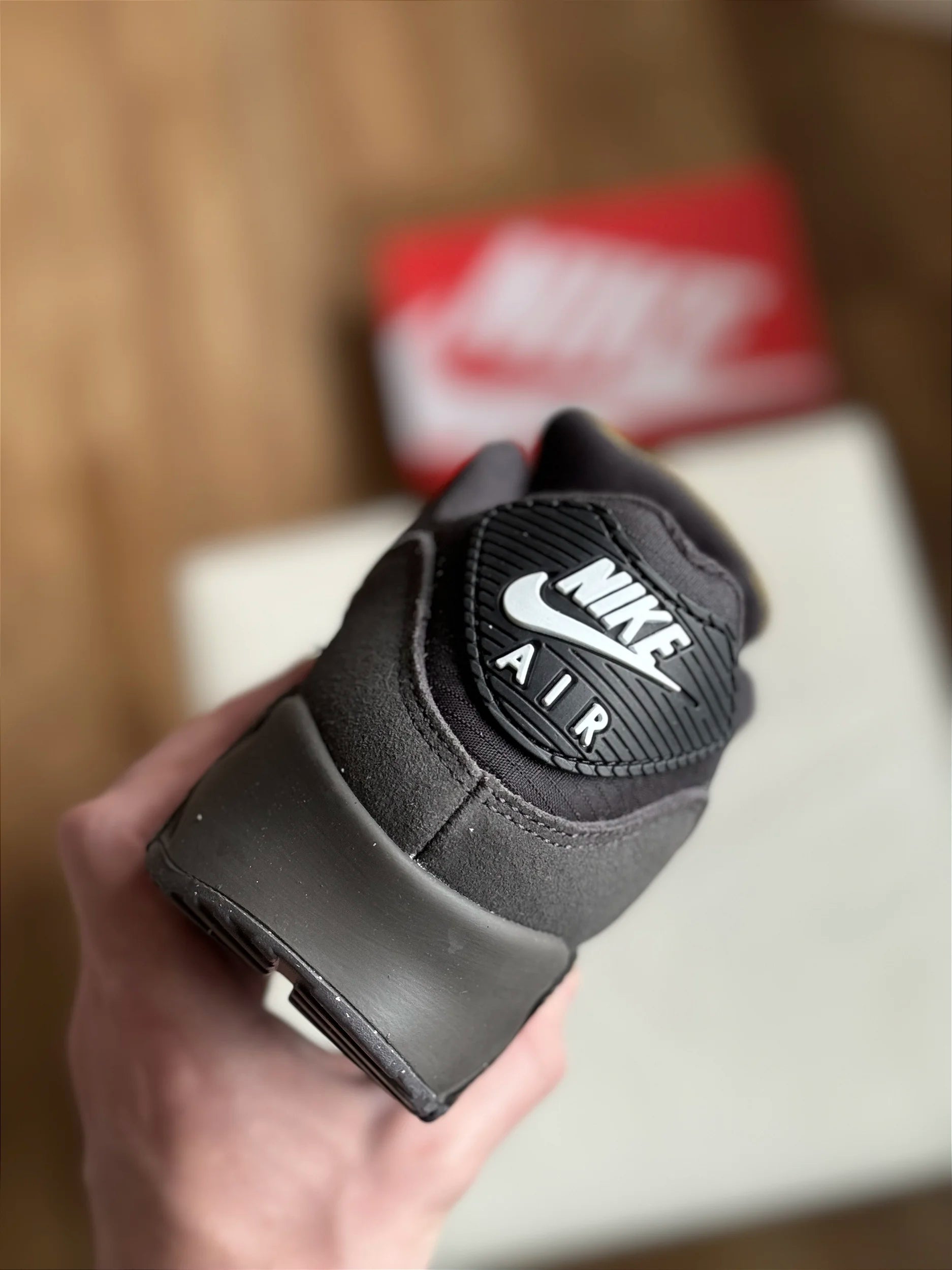 NIKE AIR MAX 90 (Black Medium Ash)
