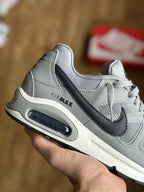 NIKE AIR MAX COMMAND (cinza)