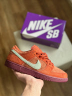 NIKE SB DUNK LOW PRO “Mystic Red”