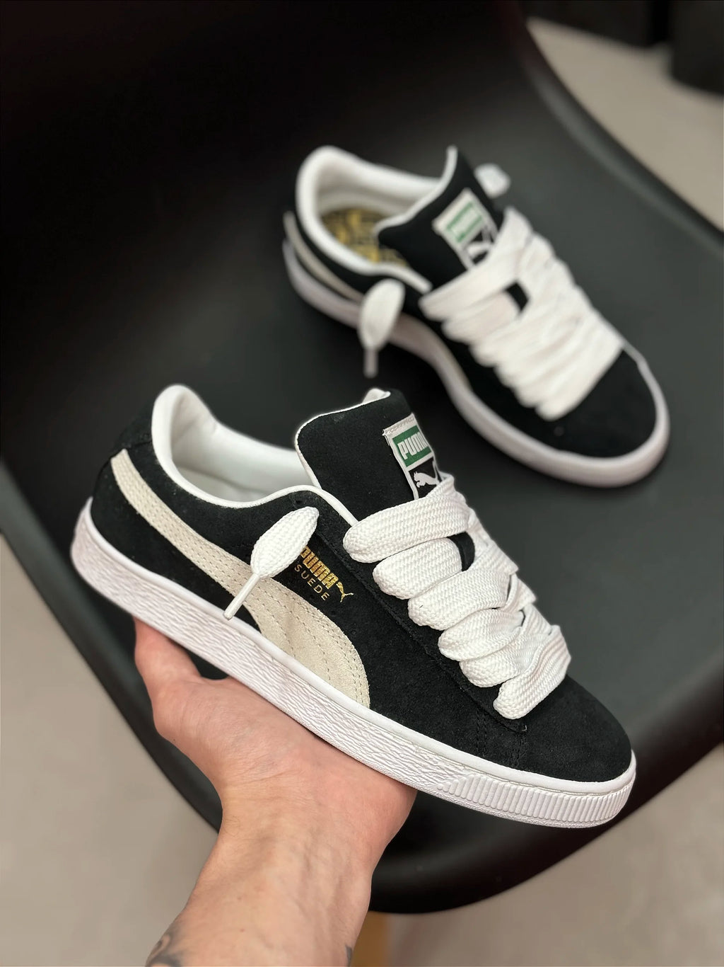 PUMA SUEDE CLASSIC XXI PRETO (acompanha os dois cadarços)