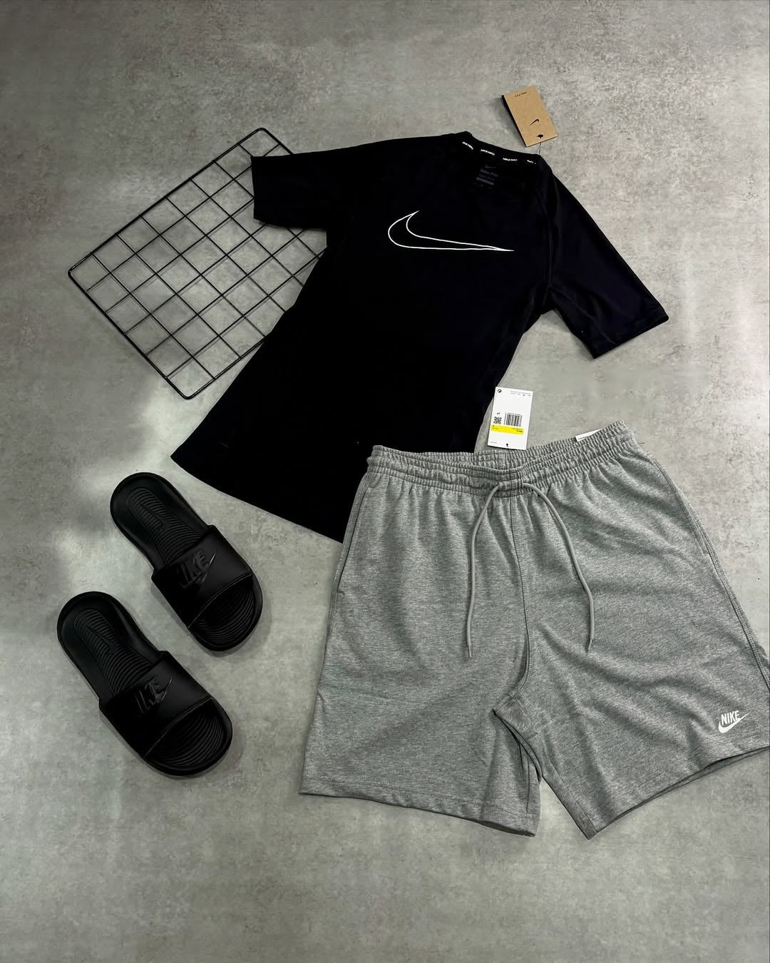 Kit NK 1 Camisa, 1 Shorts e 1 Chinelo Dri-Fit